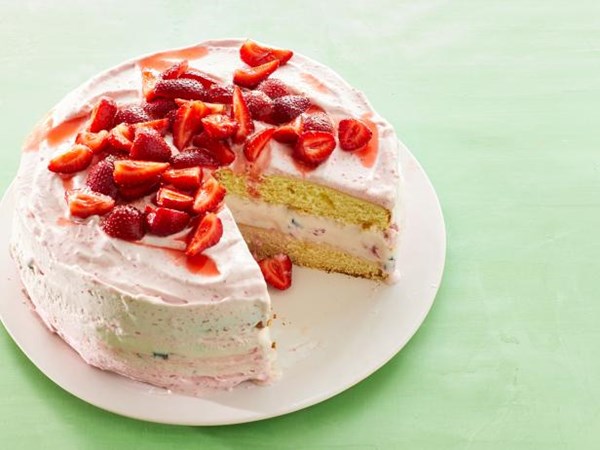 Strawberry shortcake ice cream cake