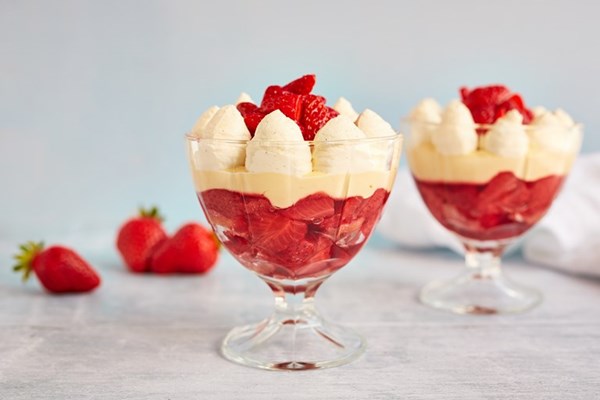  Strawberry trifle