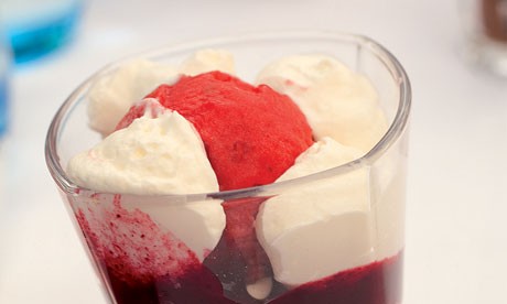 Strawberry vacherin