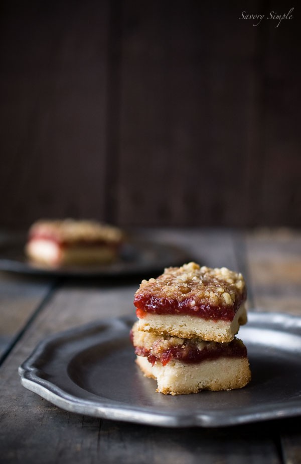 Strawberry vanilla jam crumb bars