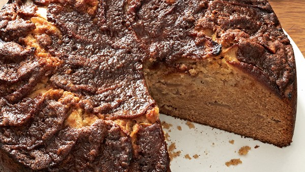 Streusel-topped apple cake