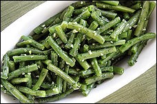 String beans with summer herb pesto