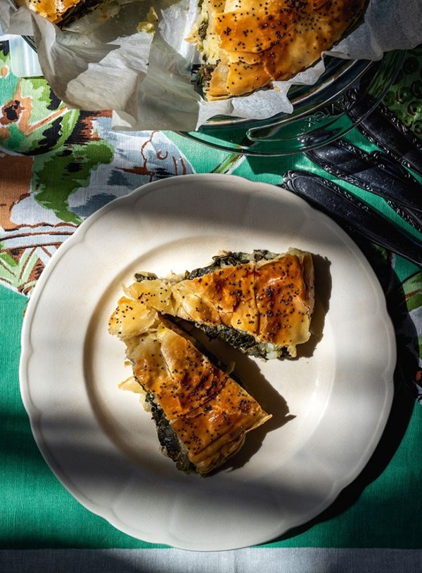 Strudel with greens & potatoes (Strudel de erbete co' le patate)