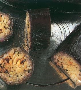 Stuffed aubergines in olive oil (Yalanci patlican)