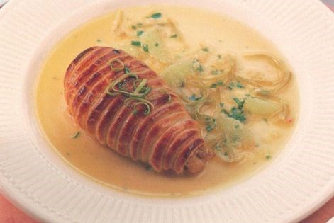 Stuffed breast of guinea fowl in pastry with piquant lime sauce [Stephen Ross]