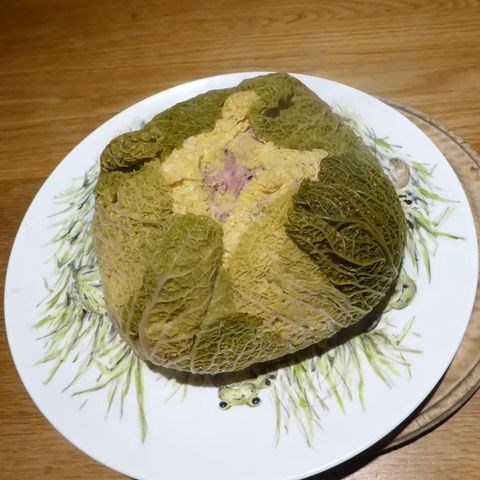 Stuffed cabbage (Le chou farci)