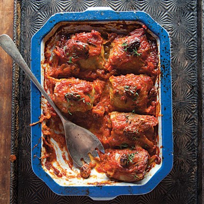 Stuffed cabbage rolls (Holishkes)