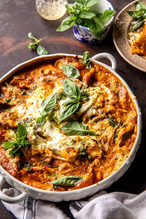 Stuffed creamy tomato basil pasta shells