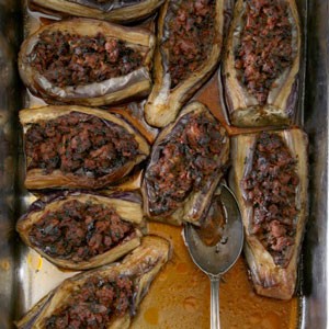 Stuffed eggplant (Karniyarik)