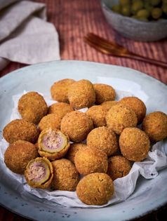 Stuffed fried olives all’ascolana (Olive all'ascolana)