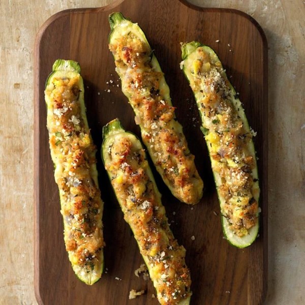 Stuffed grilled zucchini