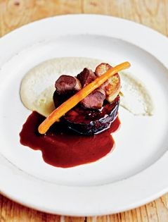 Stuffed hare (Lièvre à la royale)