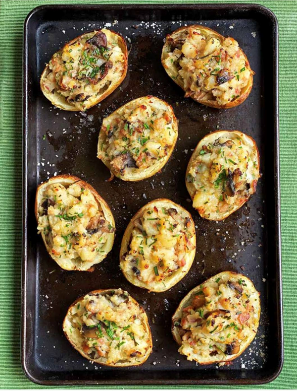 Stuffed jackets with mushrooms and pancetta