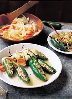 Stuffed jalapeño chiles in vinaigrette (Chiles xalapeños rellenos en vinagreta)