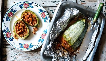 Stuffed marrow (Arabali bill mimli)
