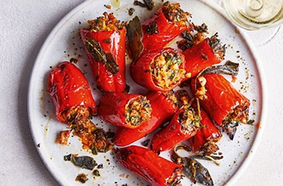 Stuffed peppers with walnut & herbs