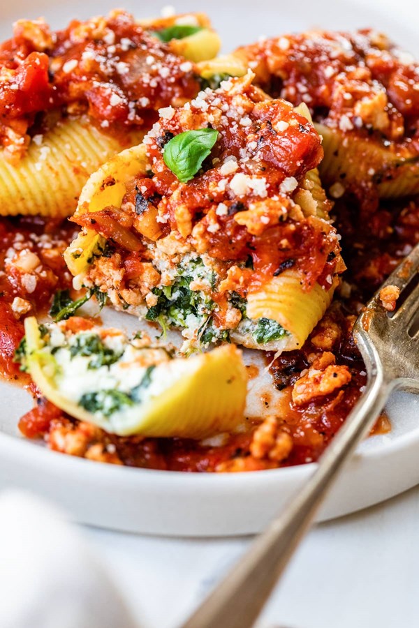 Stuffed shells with meat sauce