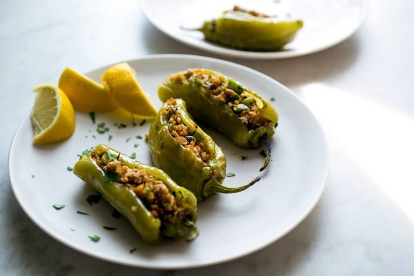 Stuffed sweet peppers with tuna, bulgur and herbs