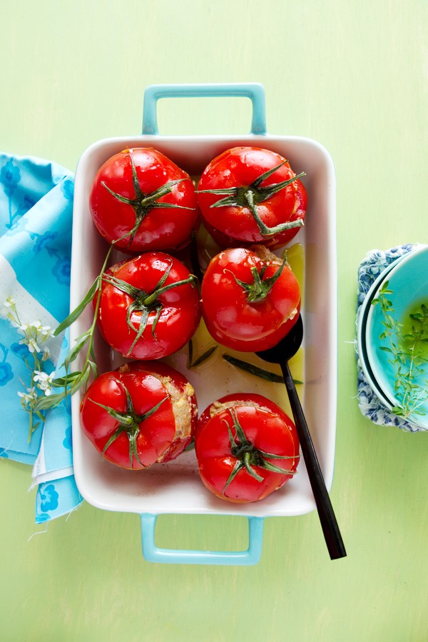 Stuffed tomatoes with pork (Les tomates farcies)