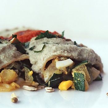 Stuffed tortillas with two sauces (Papadzules con calabacitas)