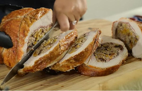 Stuffed turkey roll