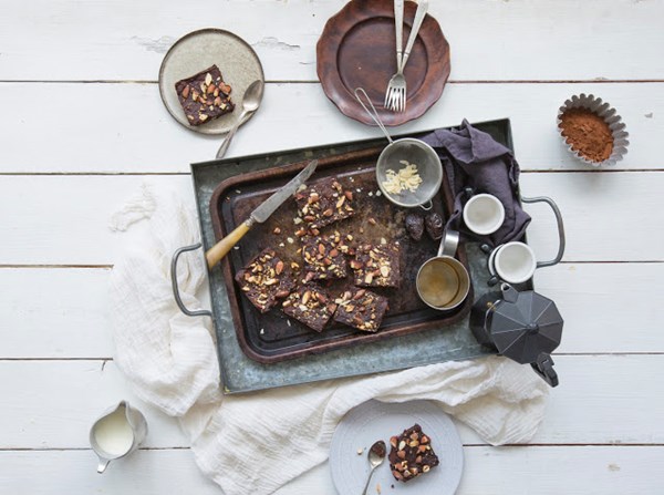 Sugar-free date, almond, fennel seed and banana brownies