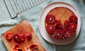Sugar-free orange and olive oil cake