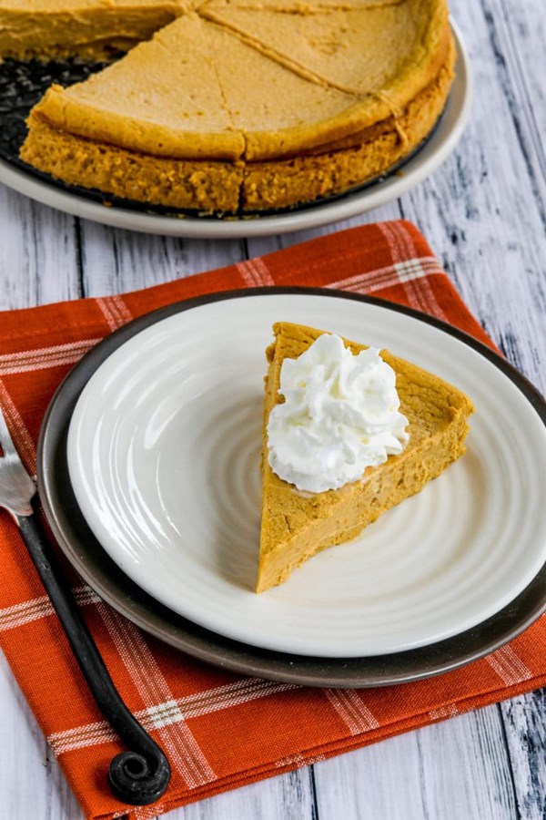 Sugar-free pumpkin cheesecake pie