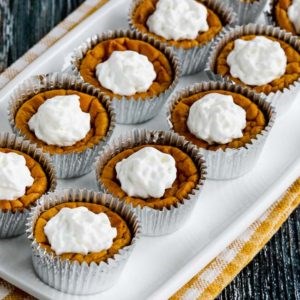 Sugar-free spiced pumpkin mini cheesecakes