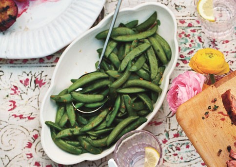 Sugar snap peas with mint and orange