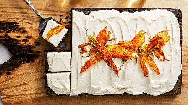 Sugared zucchini blossoms