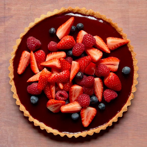 Summer berry mousse tart