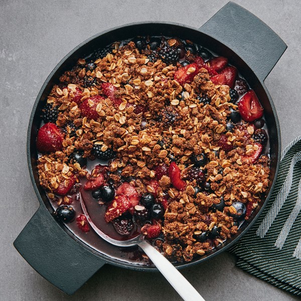 Summer berry stovetop crisp