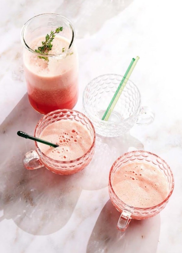 Summer berry switchel