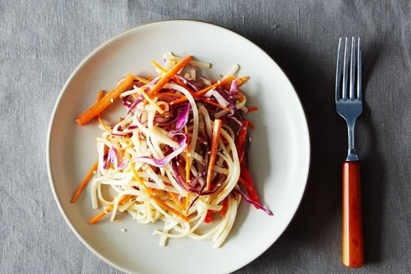 Summer cold noodle salad