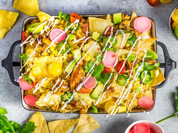 Summer corn, chicken, and cheese nachos