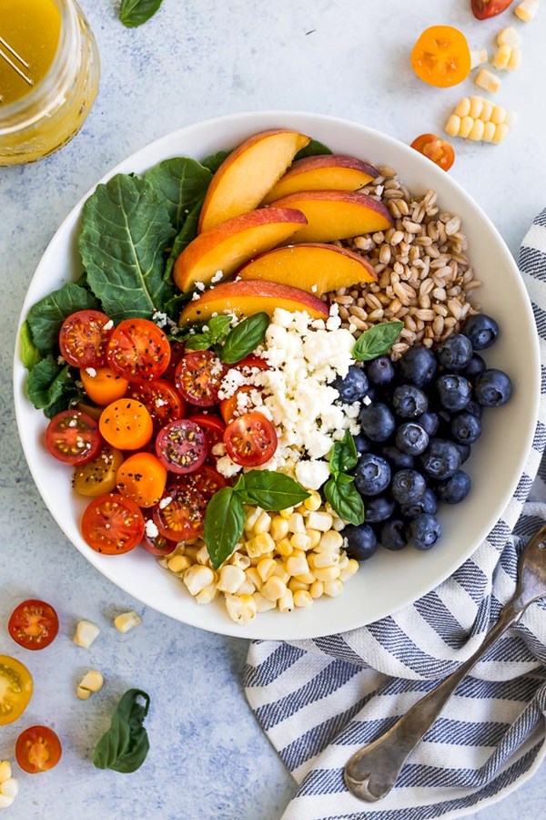 Summer farro salad