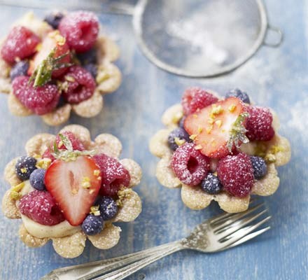 Summer fruit bowl tartlets