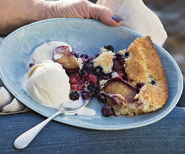 Summer fruit cobbler