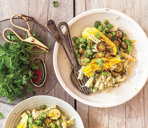 Summer pasta with zucchini and broccoli