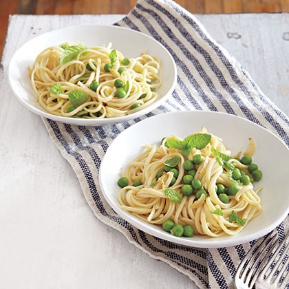 Summer pea pasta
