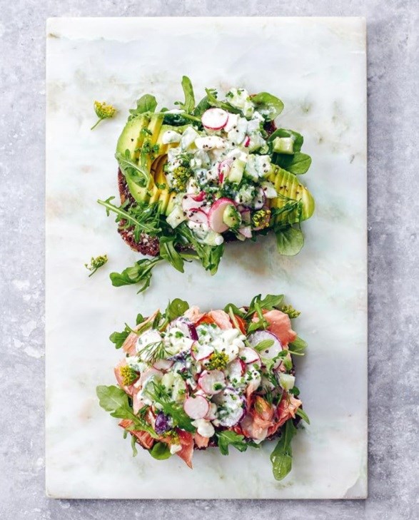 Summer salad (Sommersalat smørrebrød)