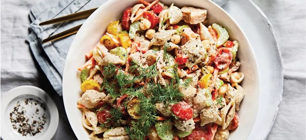 Summer shellroni salad 
