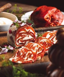 Summer terrine of barbecued capsicums 