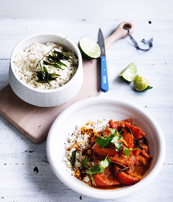 Summer tomato curry with cauliflower rice