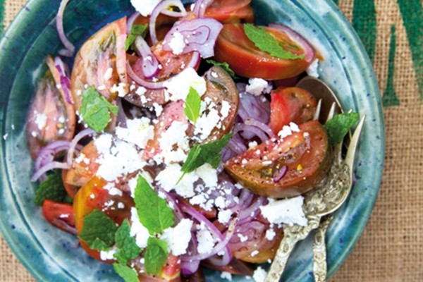 Summer tomato salad