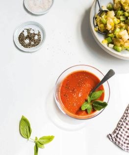 Summer tomato soup