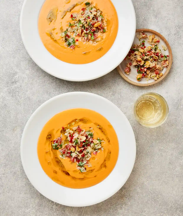Summer tomato soup with crab and peanuts
