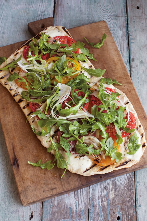 Summer vegetable grilled pizza