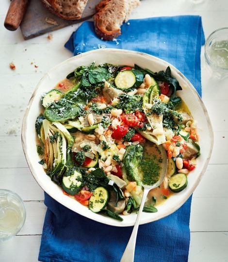 Summer vegetable stew with parsley pesto